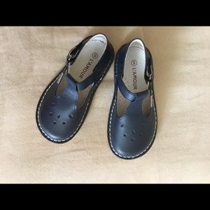 Little girl shoes size 9